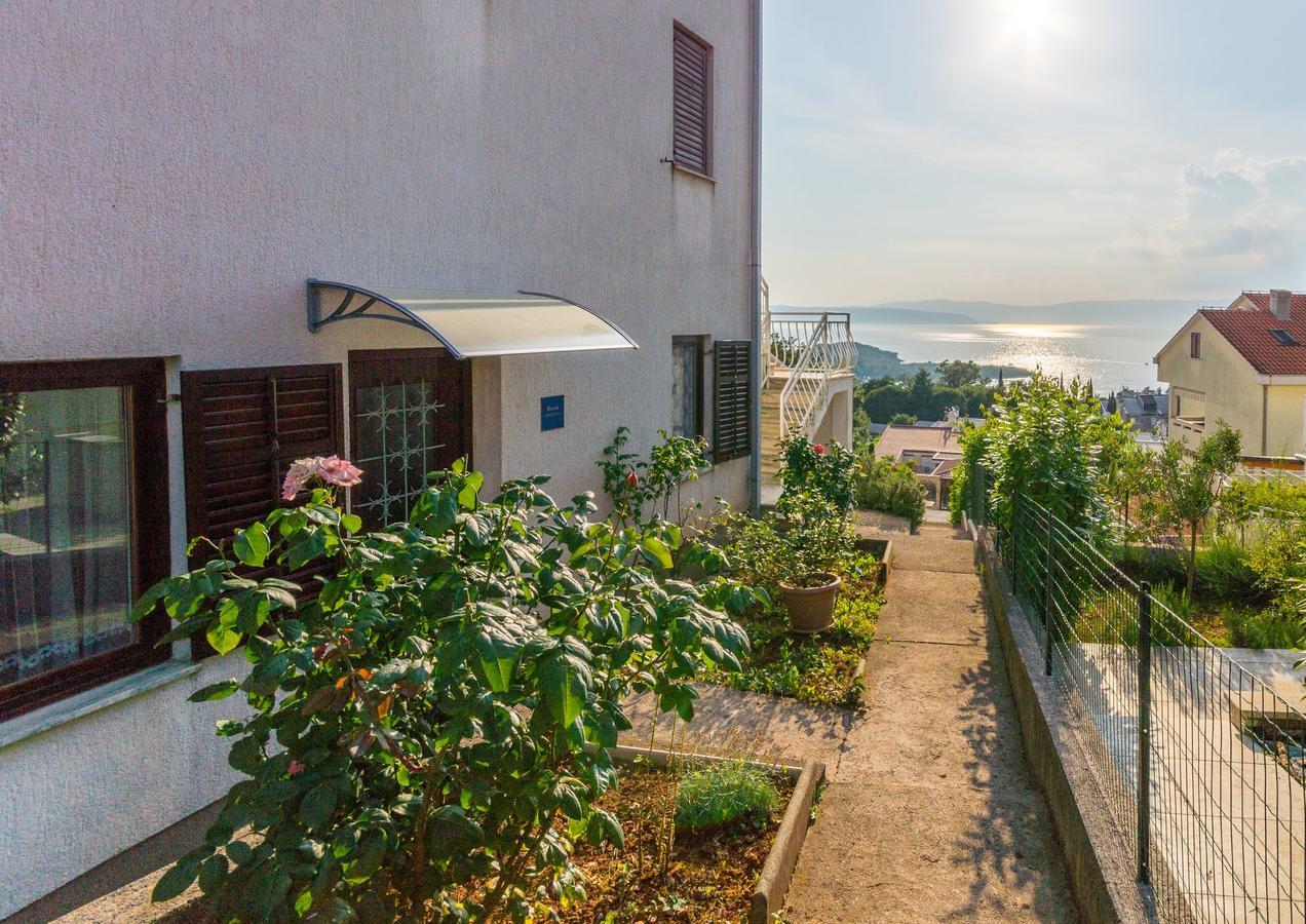 Apartment Domijan By El-Pi Tours นยีวีเซ ภายนอก รูปภาพ